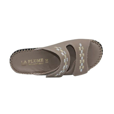 #color_Taupe